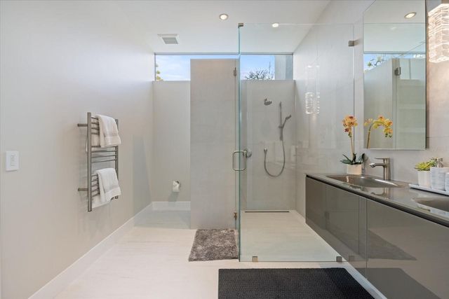 600 DE NARVAEZ DRIVE, Longboat Key, FL 34228