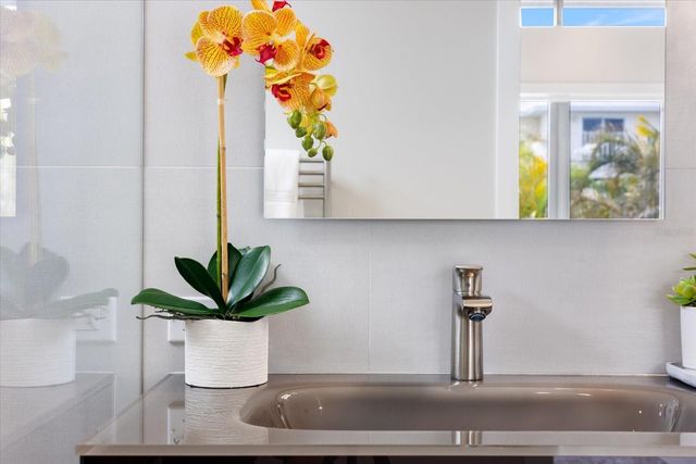 600 DE NARVAEZ DRIVE, Longboat Key, FL 34228