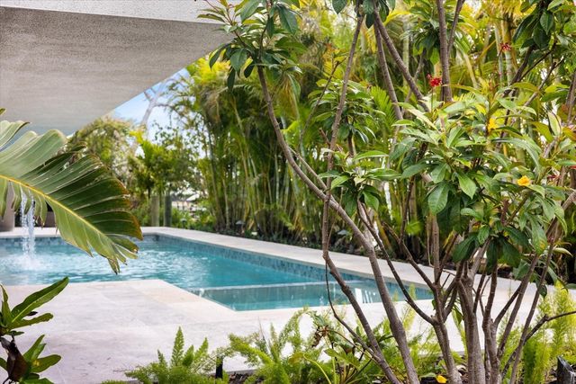 600 DE NARVAEZ DRIVE, Longboat Key, FL 34228