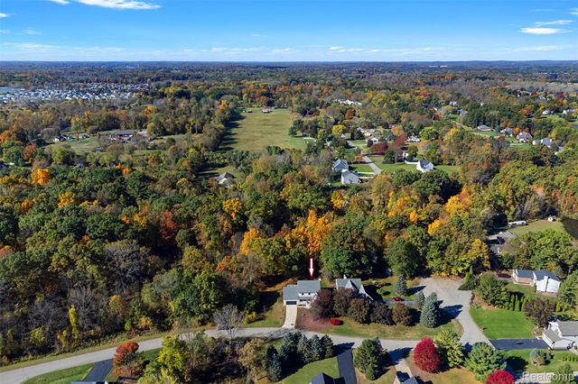 10832 Eagle Cove Drive, Green Oak Township, MI 48178