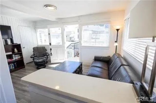 1825 W Balboa Boulevard, Newport Beach, CA 92663