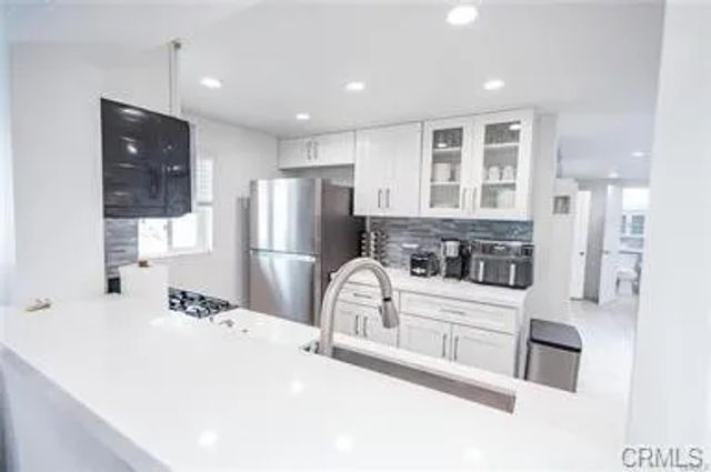 1825 W Balboa Boulevard, Newport Beach, CA 92663