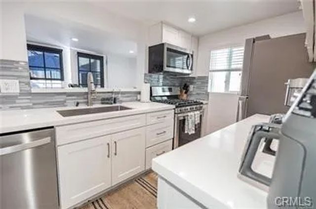 1825 W Balboa Boulevard, Newport Beach, CA 92663