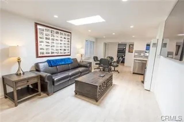 1825 W Balboa Boulevard, Newport Beach, CA 92663