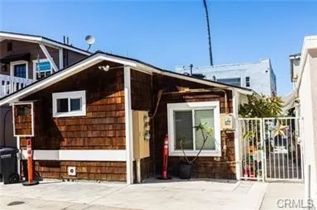 1825 W Balboa Boulevard, Newport Beach, CA 92663