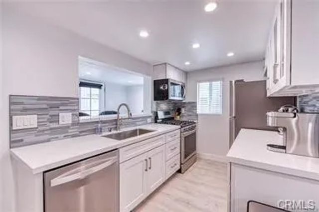 1825 W Balboa Boulevard, Newport Beach, CA 92663