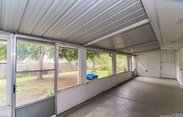 4146 Longvale Dr, San Antonio, TX 78217