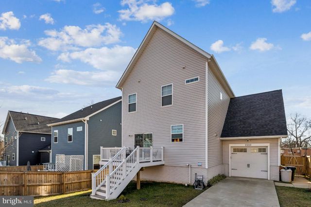 1333 EASTERN AVE, Capitol Heights, MD 20743