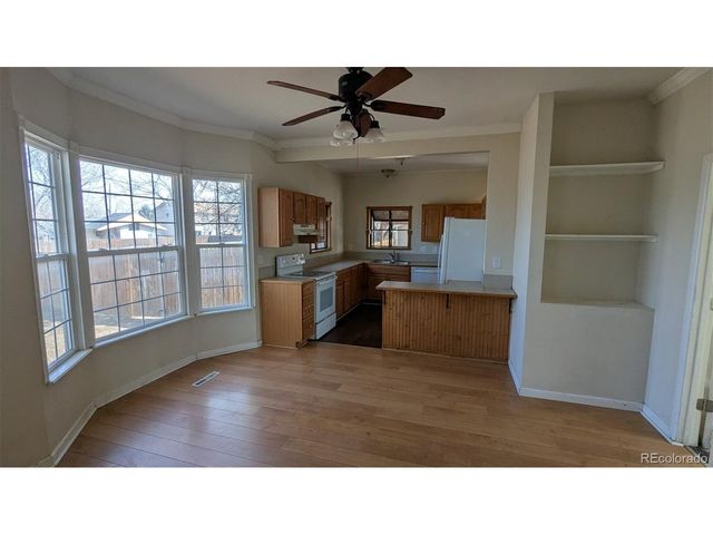 6860 Magnolia St, Commerce City, CO 80022