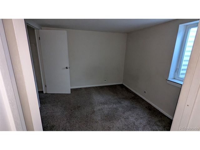 6860 Magnolia St, Commerce City, CO 80022