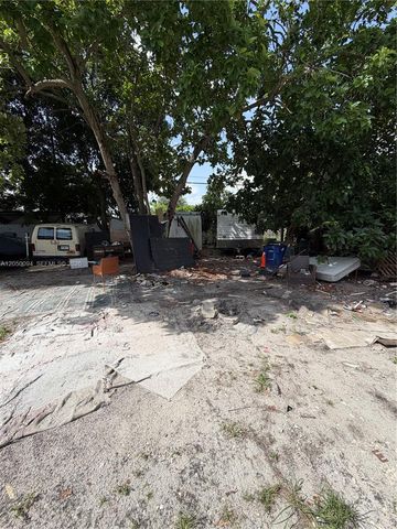 2954 NW 91st Street, Miami, FL 33147