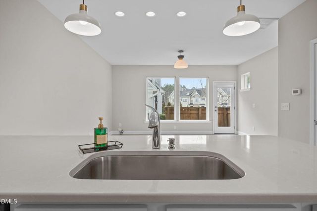 170 Manordale Drive, Chapel Hill, NC 27517