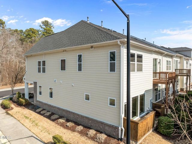 170 Manordale Drive, Chapel Hill, NC 27517