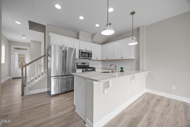 170 Manordale Drive, Chapel Hill, NC 27517