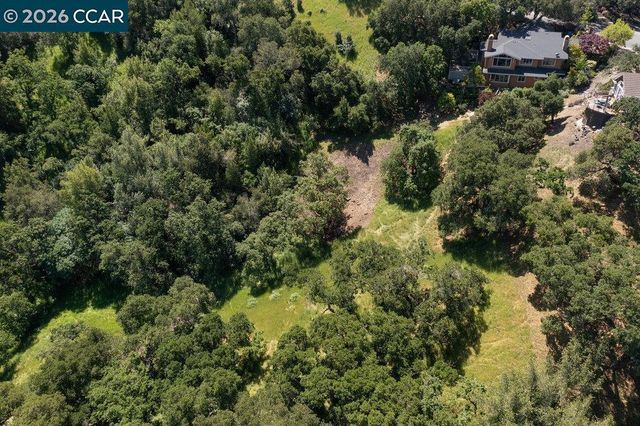 18 Diablo Oaks Way, Lafayette, CA 94549