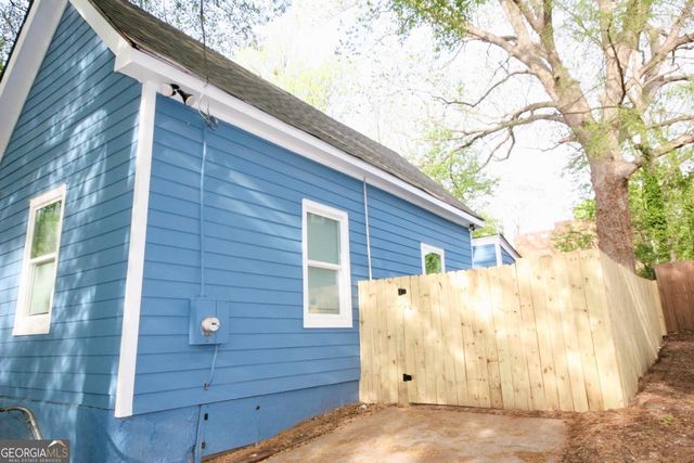 918 Smith SW, Atlanta, GA 30310