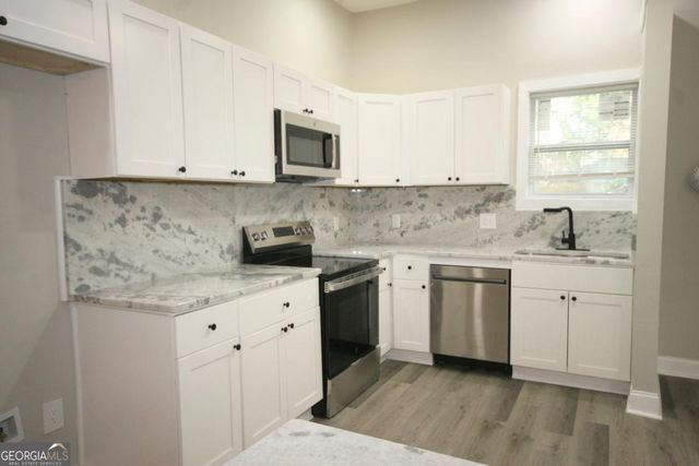 918 Smith SW, Atlanta, GA 30310