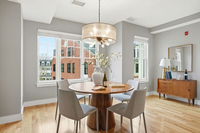 76 Boston St 76, Salem, MA 01970