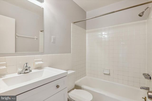 10631 MONTROSE AVE #M-202, Bethesda, MD 20814