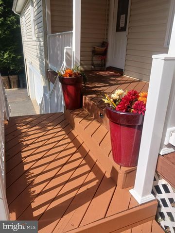 2180 HARPOON DR, Stafford, VA 22554