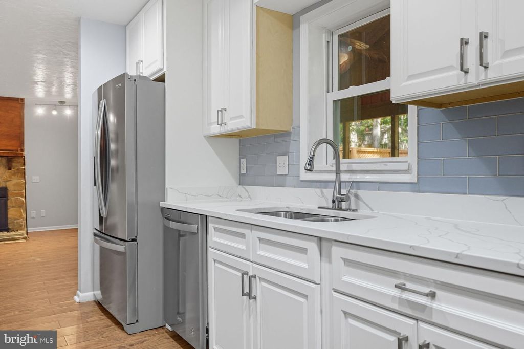 2180 HARPOON DR, Stafford, VA 22554