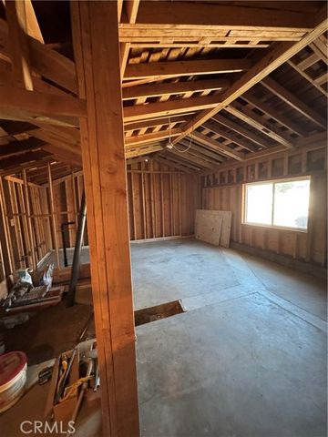 9312 Lasaine Avenue, Northridge (los Angeles), CA 91325