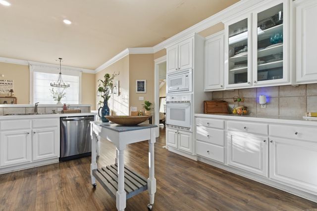 106 Wild Dogwood Trail, Hot Springs, AR 71913