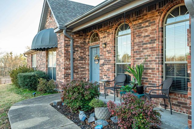 106 Wild Dogwood Trail, Hot Springs, AR 71913