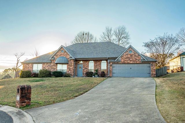 106 Wild Dogwood Trail, Hot Springs, AR 71913