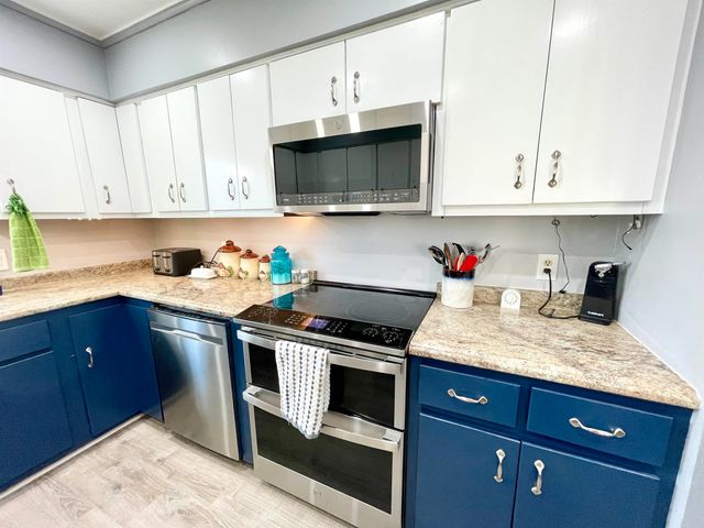 304 Parliament Drive, Horseshoe Bend, AR 72512