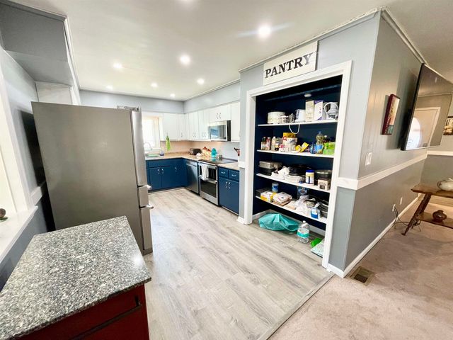 304 Parliament Drive, Horseshoe Bend, AR 72512