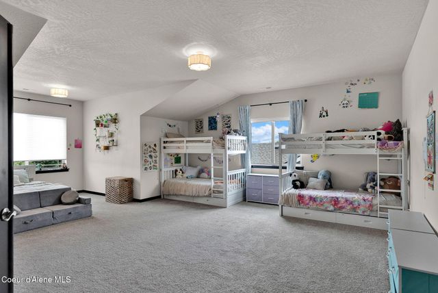 1675 N Bunting LN, Post Falls, ID 83854