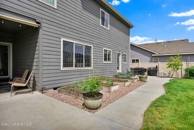 1675 N Bunting LN, Post Falls, ID 83854