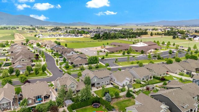 1675 N Bunting LN, Post Falls, ID 83854