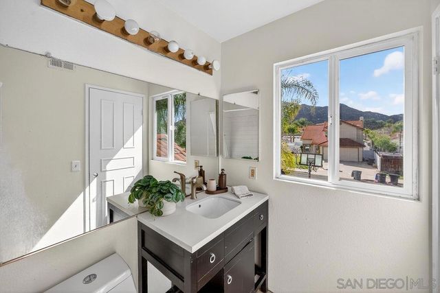 31218 Comotilo ct, Temecula, CA 92592