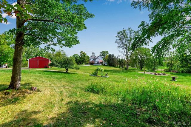 568 & 574 Town Line Road, Lancaster, NY 14086