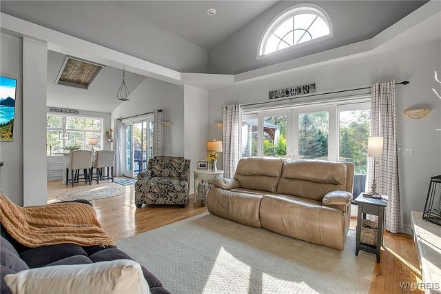 568 & 574 Town Line Road, Lancaster, NY 14086