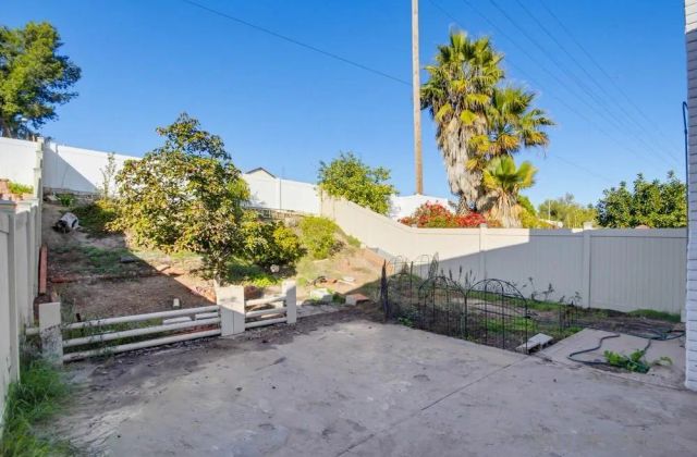 7044 Deerhurst Court, San Diego, CA 92139