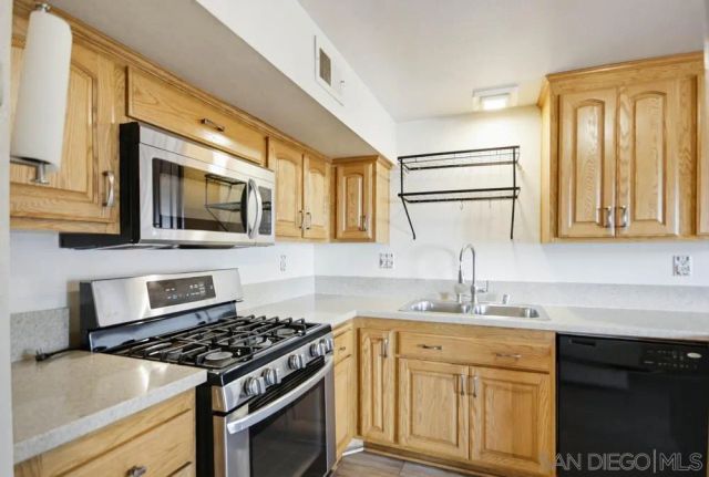 7044 Deerhurst Court, San Diego, CA 92139