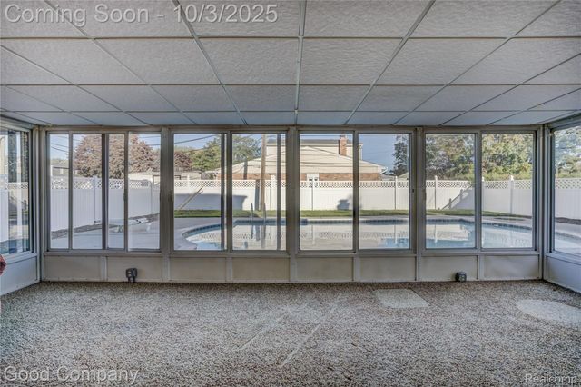 38576 Foxcroft Street, Harrison Charter Township, MI 48045