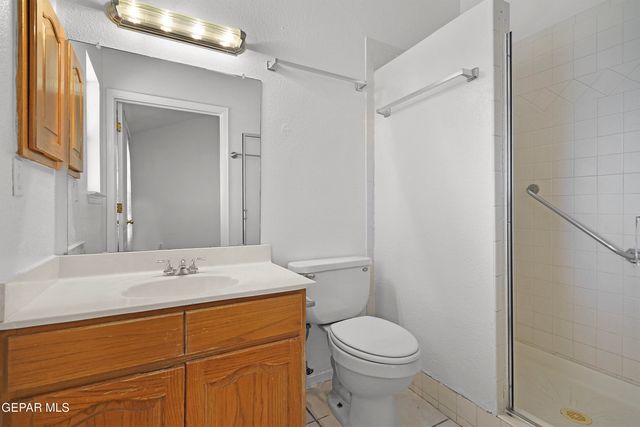 660 ROSINANTE Road, El Paso, TX 79922