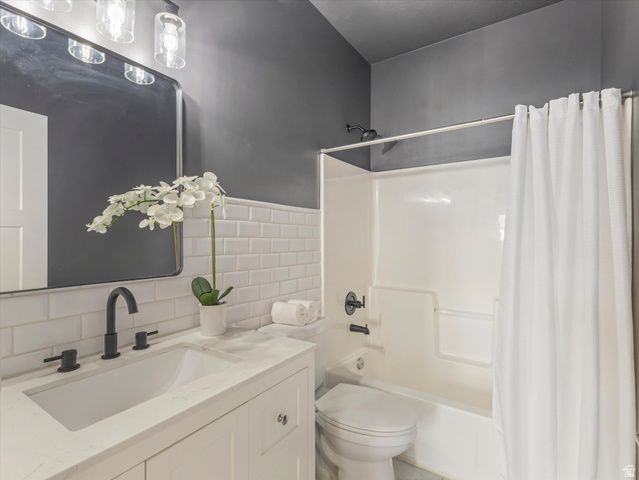 1873 E OAK BEND DR, Draper, UT 84020