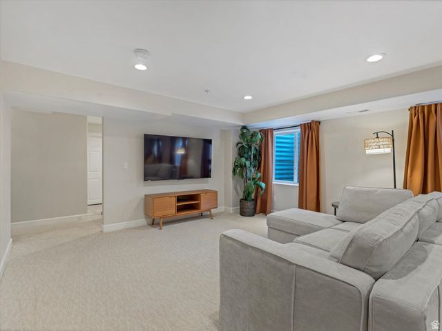 1873 E OAK BEND DR, Draper, UT 84020