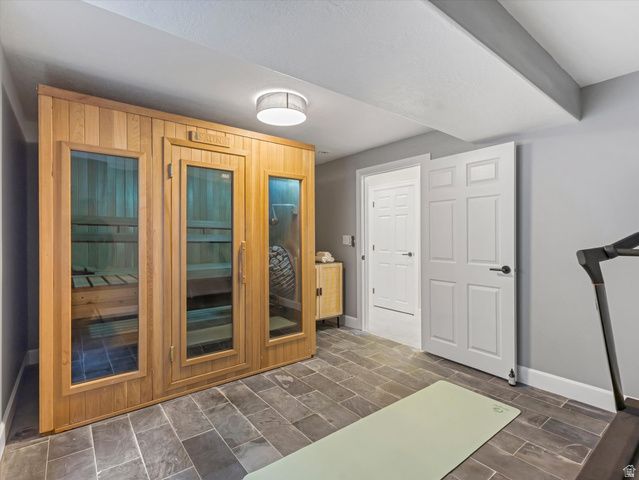 1873 E OAK BEND DR, Draper, UT 84020