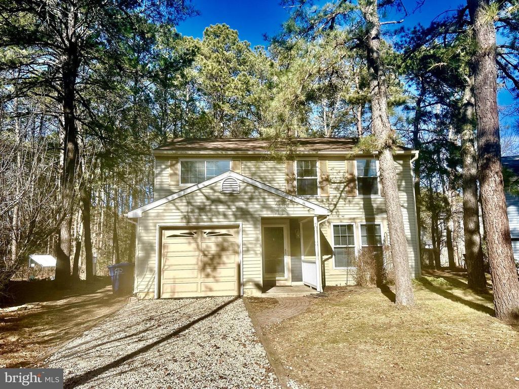 7 HADDON CT W, Marlton, NJ 08053