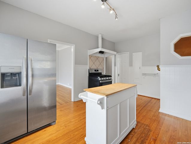 336 North, San Antonio, TX 78201