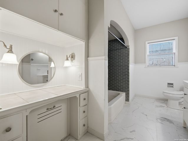 336 North, San Antonio, TX 78201