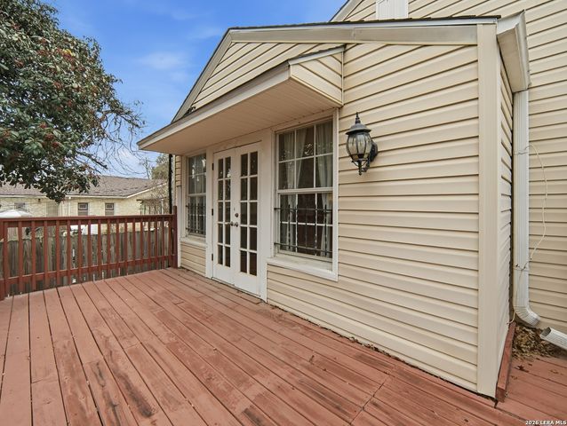 336 North, San Antonio, TX 78201