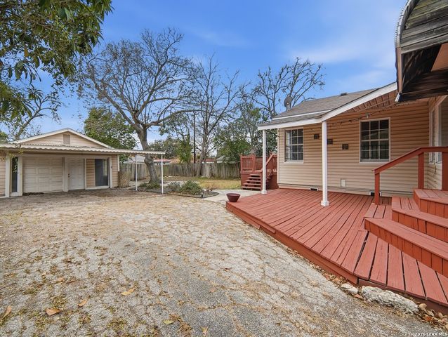 336 North, San Antonio, TX 78201