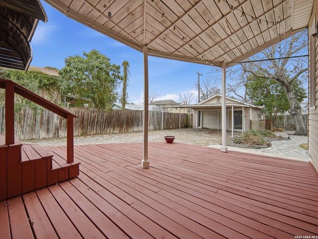 336 North, San Antonio, TX 78201